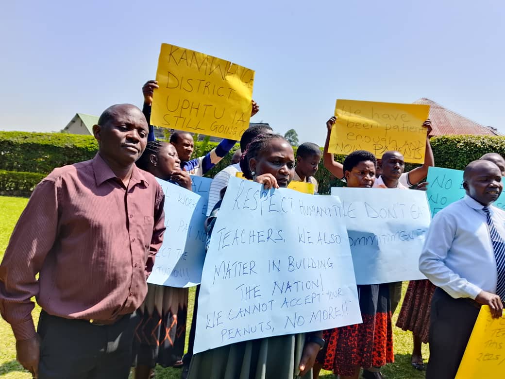 Ministry of Education Appeals to Arts Teachers to End Strike: Promises Made as Learning Resumes